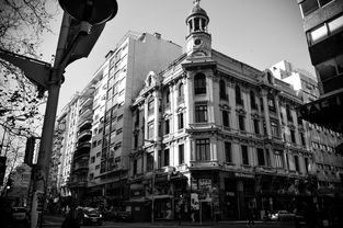 广州圆大厦，城市地标与商业繁荣的象征